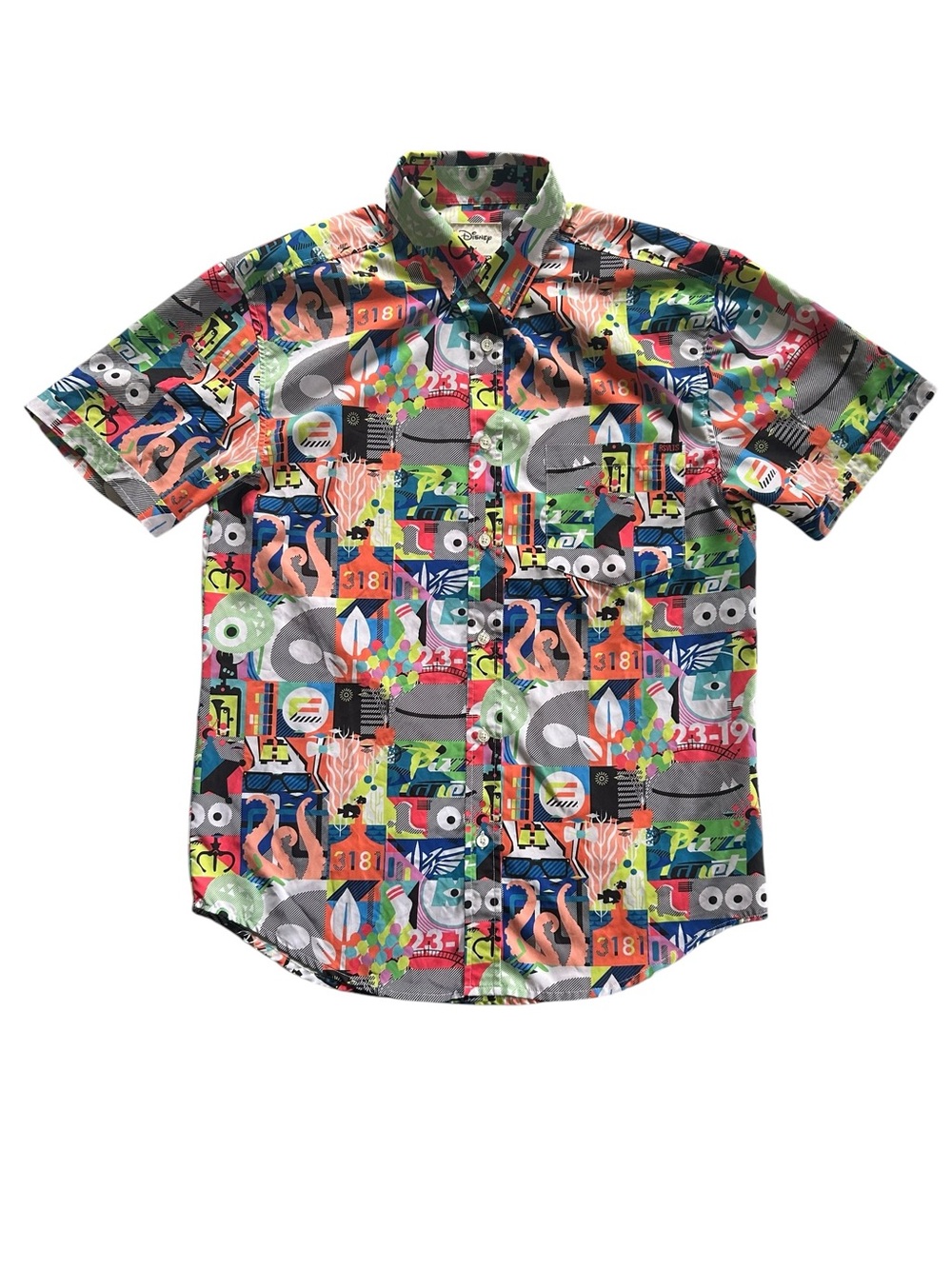 Disney RSVLTS Men’s Medium Button down Far Out Mashup Pixar